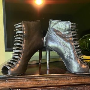 Dolce Vita ankle boots